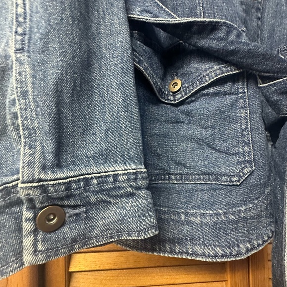 Vintage Old Navy Dark Wash Denim Blue Jean Belted Barn Jacket Size Large EUC - Picture 3 of 8